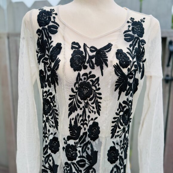 Black Embroidered off-White Tulle Maxi Dress Biya By Johnny Was NWT - Picture 7 of 9